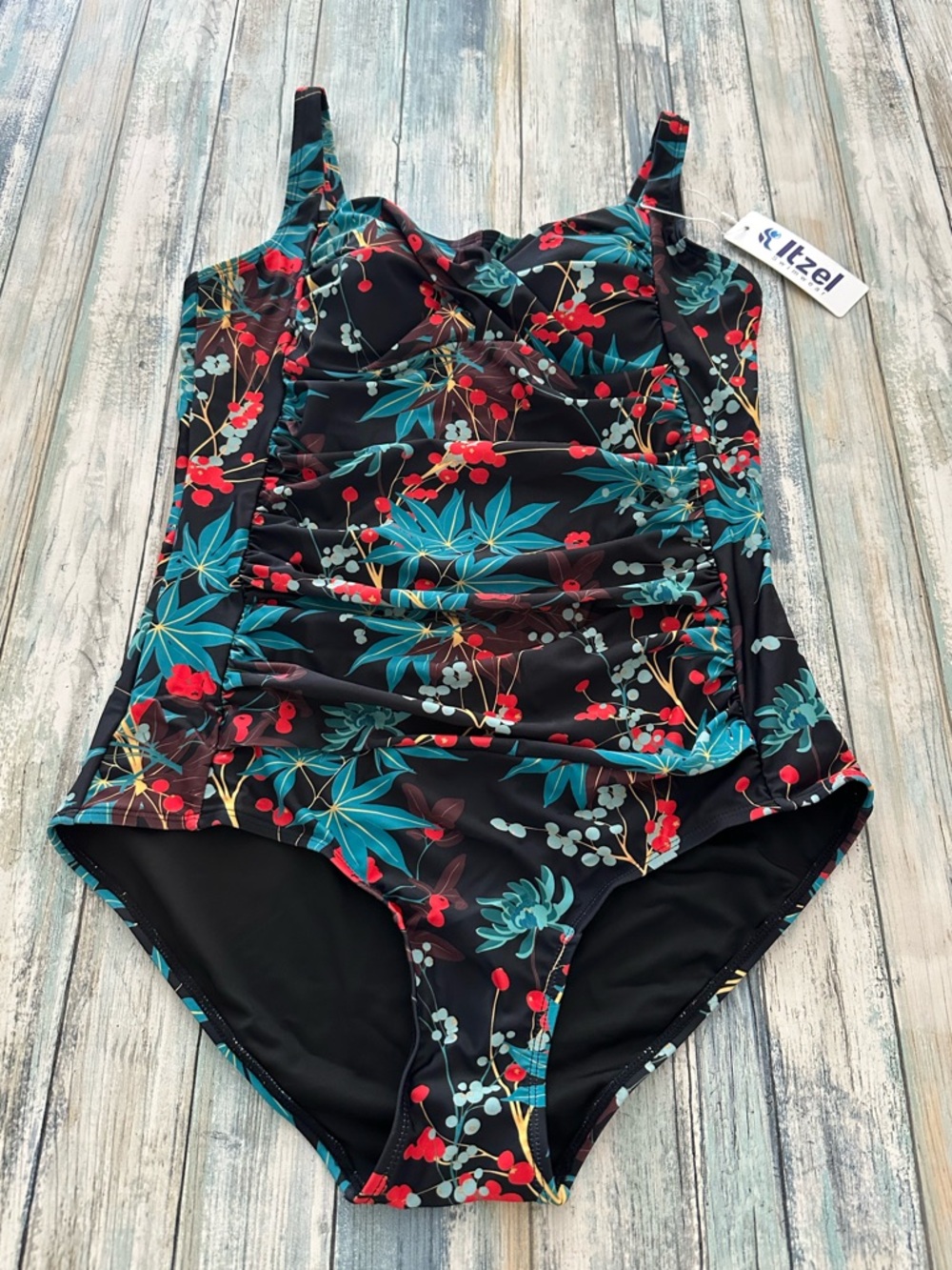 Itzel One Piece Swimsuit Women’s 12 Tummy Control Ruched Built In Padded Bra NEW